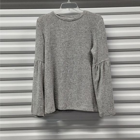 Zara Trafaluc Bell Sleeve Sweater Women's Medium Gray Cozy Soft Knit Boho Chic - Picture 2 of 5